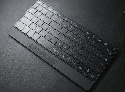 Mokibo - Smart Klawiatura z Touchpadem w klawiszach (czarny panel) Mokibo - Smart Klawiatura z Touchpadem w klawiszach (czarny panel)